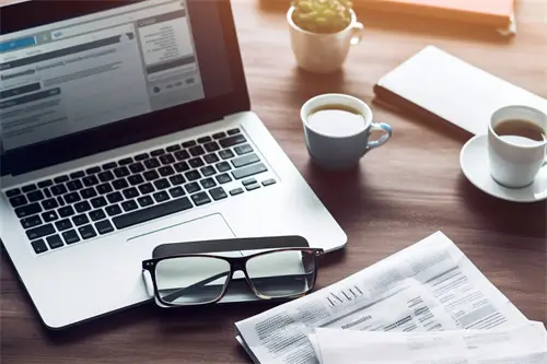 含义有李的两个字