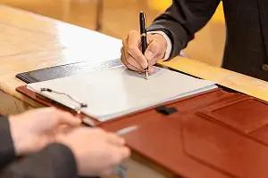 两个字含义英文版