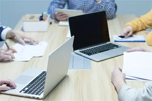 三个字的加含义女