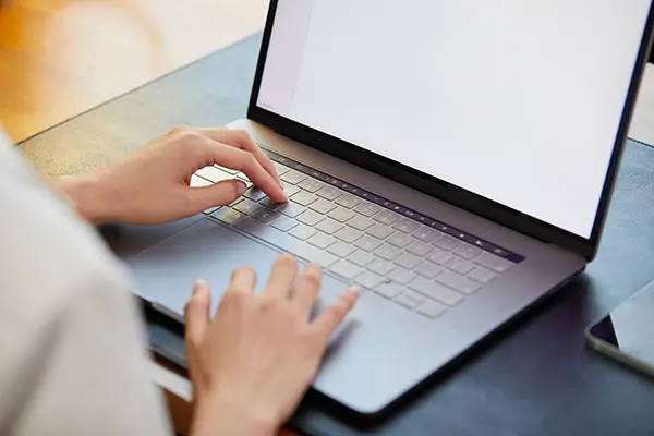 广东高中暑假放多久